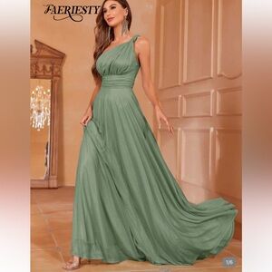 Faeriesty Elegant Green Evening Gown Bridesmaids Small